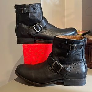 FRYE. Great Tyler engineer moto boot. Excellent craftsmanship and beautiful.